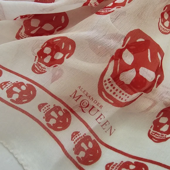 Alexander McQueen Skull Silk Scarf White Red - Picture 5 of 7